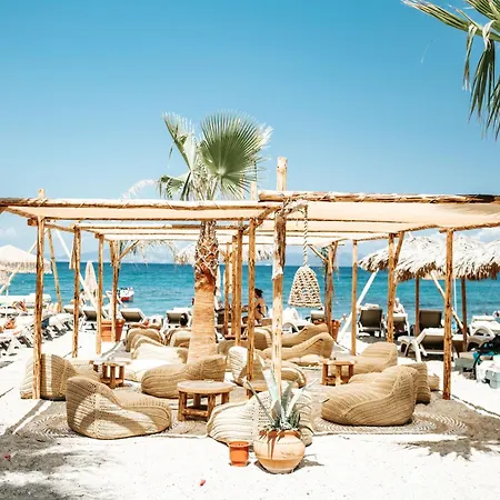 Jacksons Sea View Living Πανσιόν